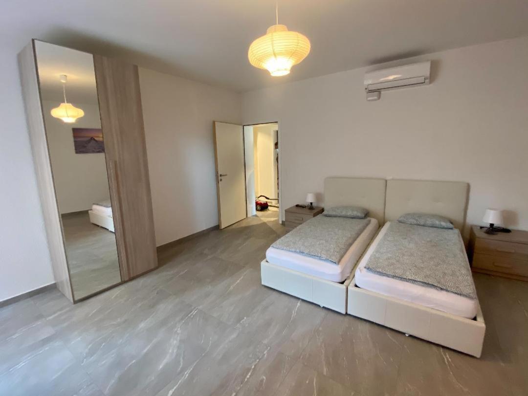 Lungolago Rosso Apartment Локарно Екстериор снимка